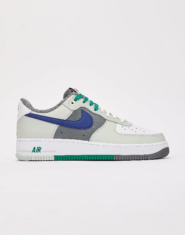 Nike Air Force 1 Low '07 LV8