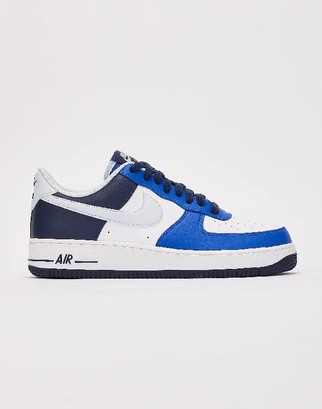 Nike Air Force 1 Low '07 LV8